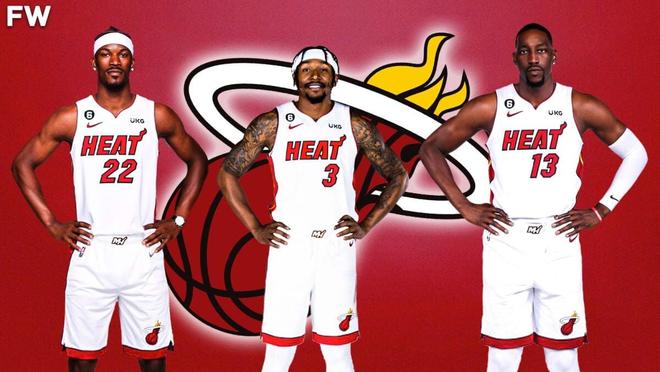 米体：罗马正式就齐尔克泽谈判，曼联要3500万欧强制买断条款（米体：罗马与齐尔克泽开启正式谈判，曼联拟设3500万欧强制买断条款）