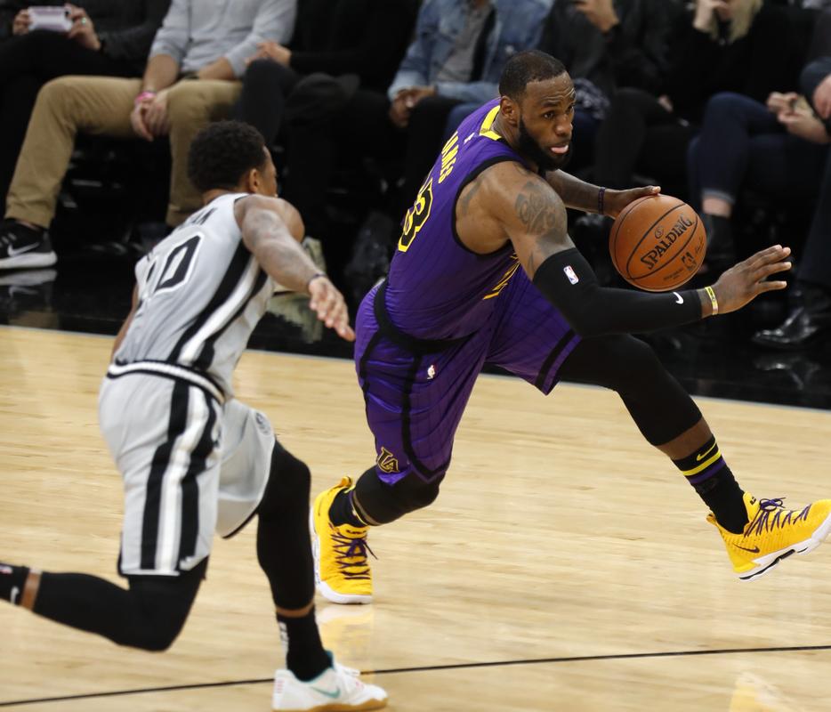 利物浦1-0送国米两连败！升至欧冠第八，索博绝杀，维尔茨造点球（利物浦1-0击退国米送其两连败：升至欧冠第八，索博读秒绝杀，维尔茨制造点球）