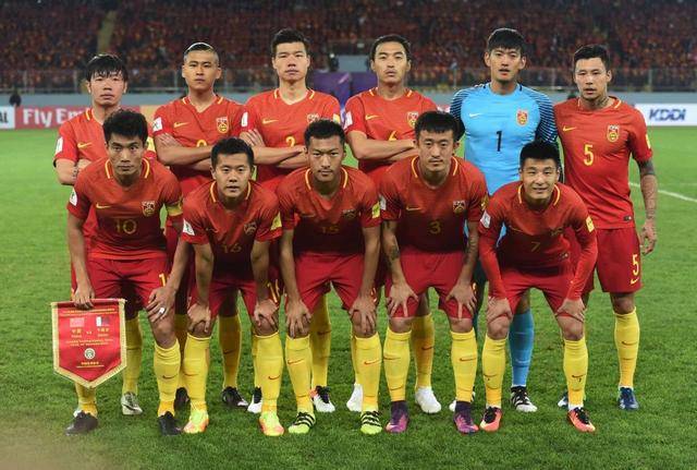 六冠王！洲际杯战报：巴黎点球大战2-1弗拉门戈夺冠，萨福诺夫扑4点（巴黎点球2-1弗拉门戈夺洲际杯，萨福诺夫四扑点成就六冠王）