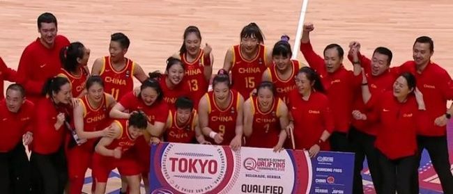 颜骏凌：武磊赛前对球队做了动员，我们争冠经验丰富没有包袱（颜骏凌：武磊赛前鼓舞全队，我们争冠经验足、轻装上阵）