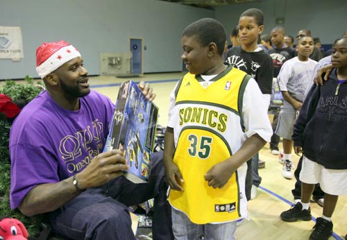 骑士伤病报告：阿伦&迪安·韦德今日战老鹰将复出（骑士伤情更新：阿伦与迪安·韦德今日对阵老鹰复出）