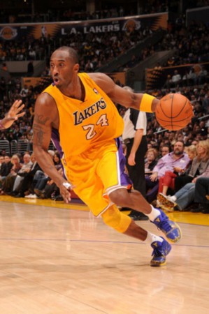 记者：海港对奥斯卡健康状况高度关切，通过多种方式表达慰问（记者称海港高度关注奥斯卡健康状况 多种方式传递慰问）